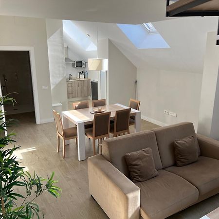 Apartamentos Pinar Malaga Centro Buitenkant foto